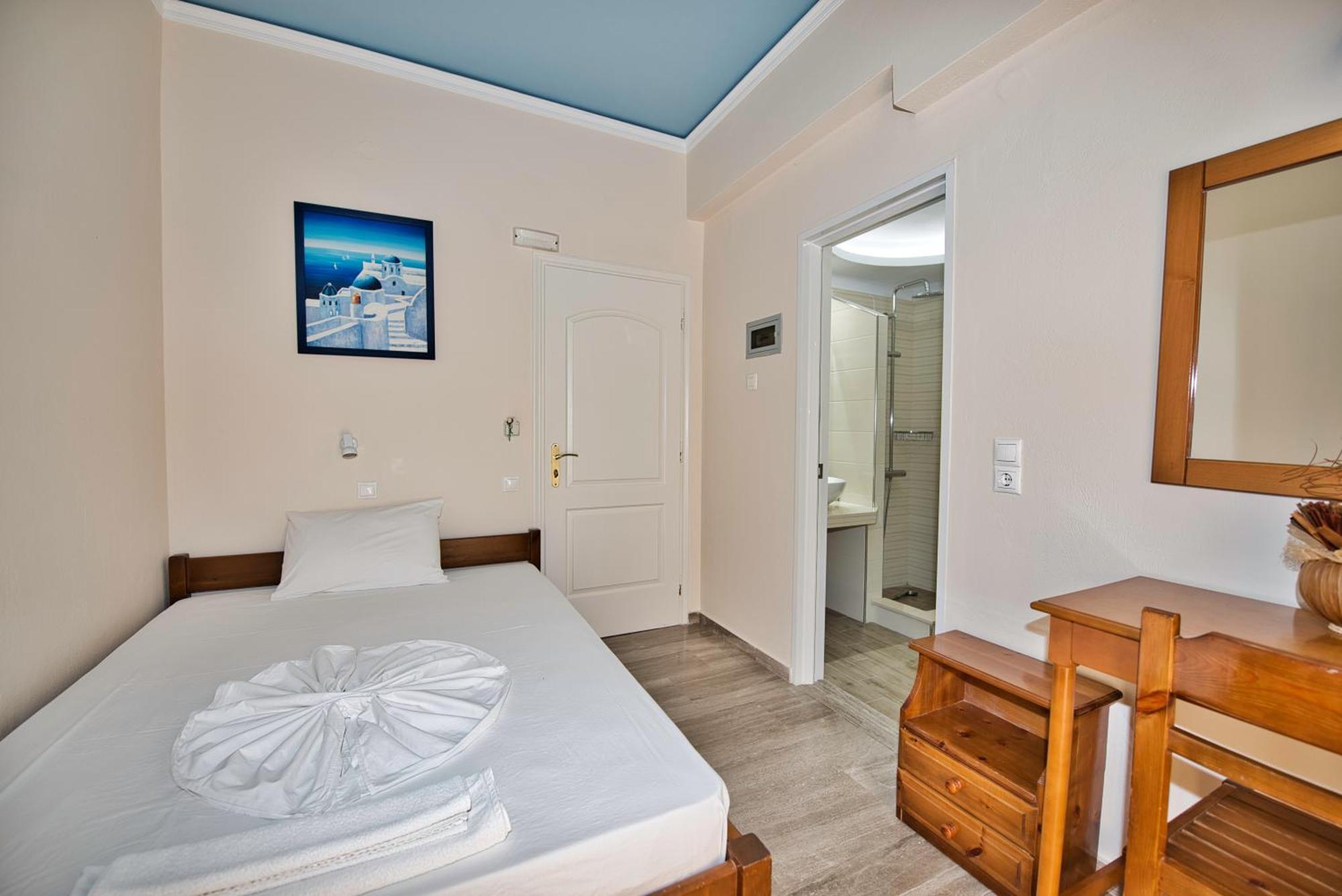 Villa Nikos Karamolegkos Kamari Екстер'єр фото
