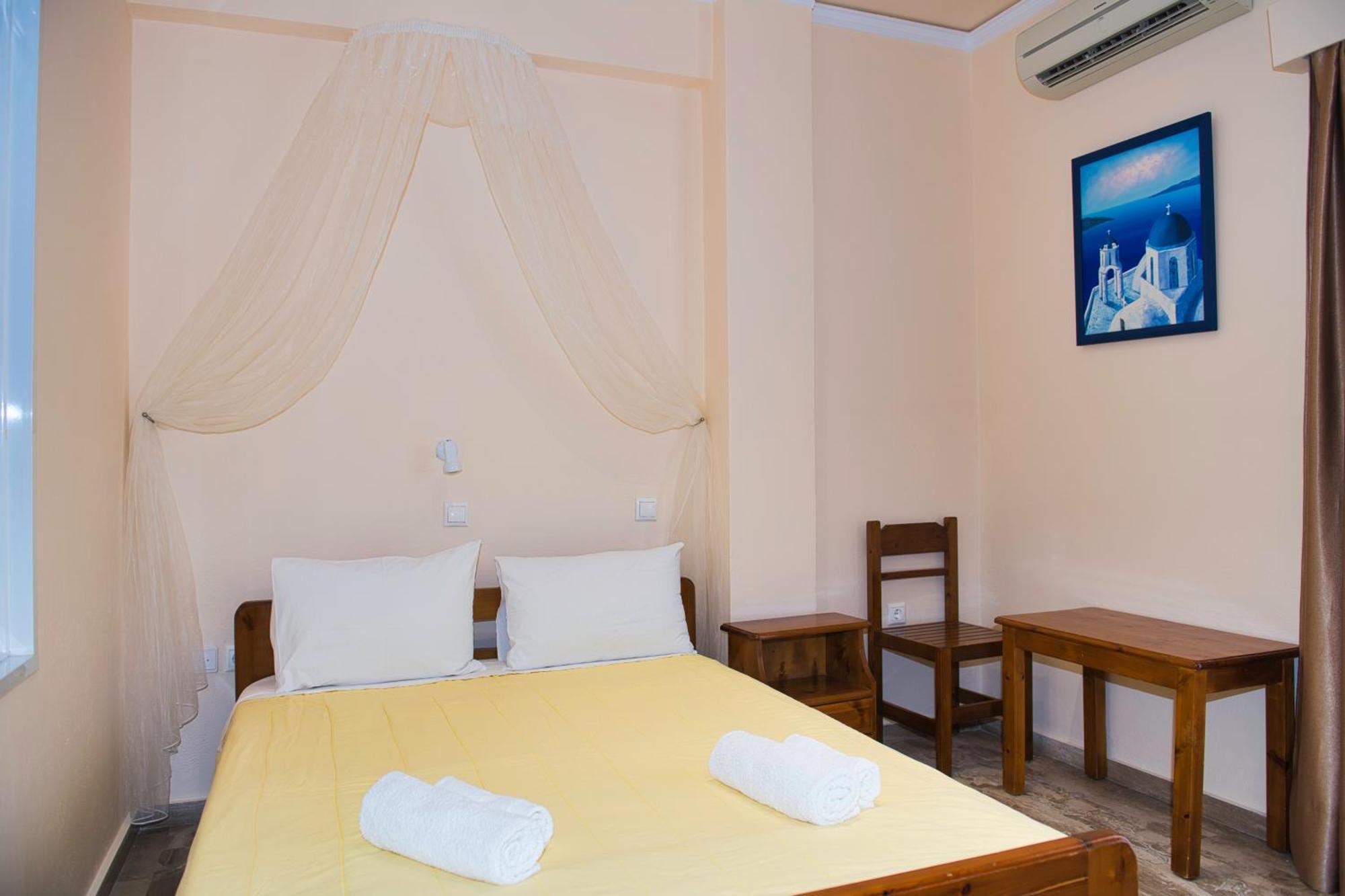 Villa Nikos Karamolegkos Kamari Екстер'єр фото