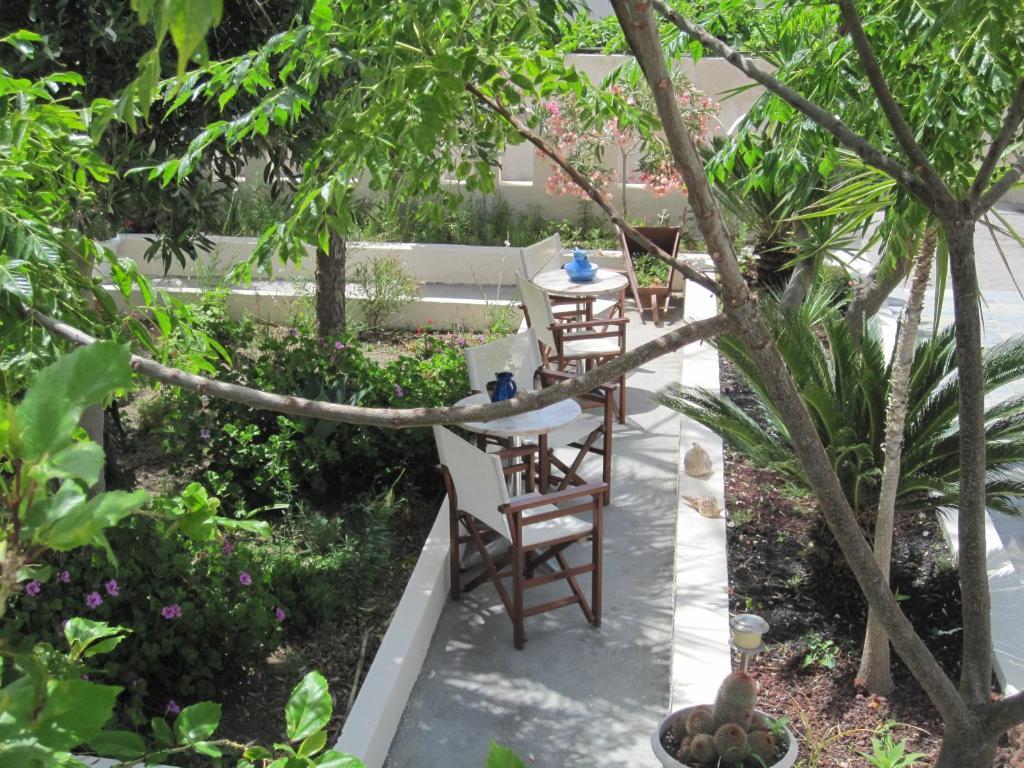 Villa Nikos Karamolegkos Kamari Номер фото